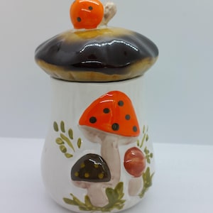 Vintage Mushroom Canister 1970&#39;s Retro Ceramic Merry Mushroom