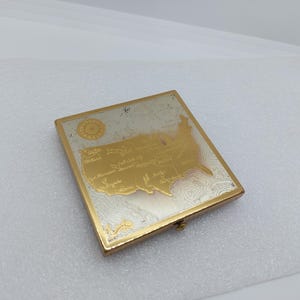 Poudre compacte en métal vintage avec miroir, gravure des États-Unis, carte Wadsworth des États-Unis
