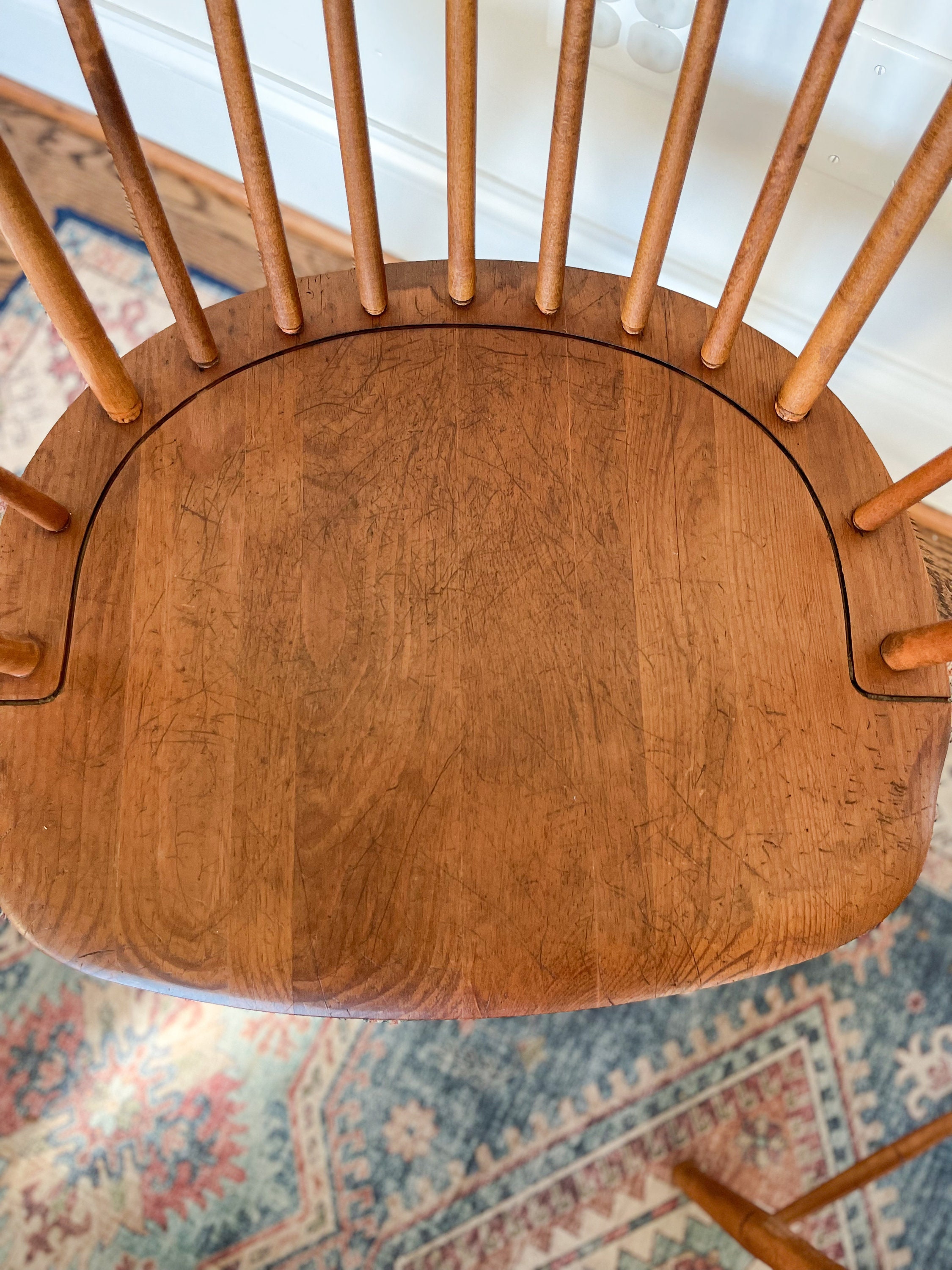 SOLD no Longer Available Vintage Windsor Chairs Cohasset Colonial by