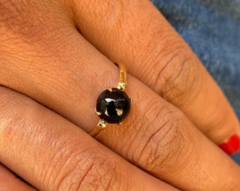 Onyx Engagement Gold ring, Gem stone ring, Gold ring with Onyx, 14k Gold ring, Gold ring with Onyx.