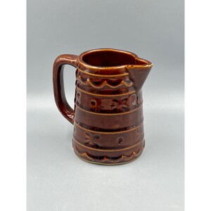 Vintage MAR-CREST USA Scallop Daisy Dot Retro 60&#39;s Boho Design Pitcher/Creamer - Stoneware