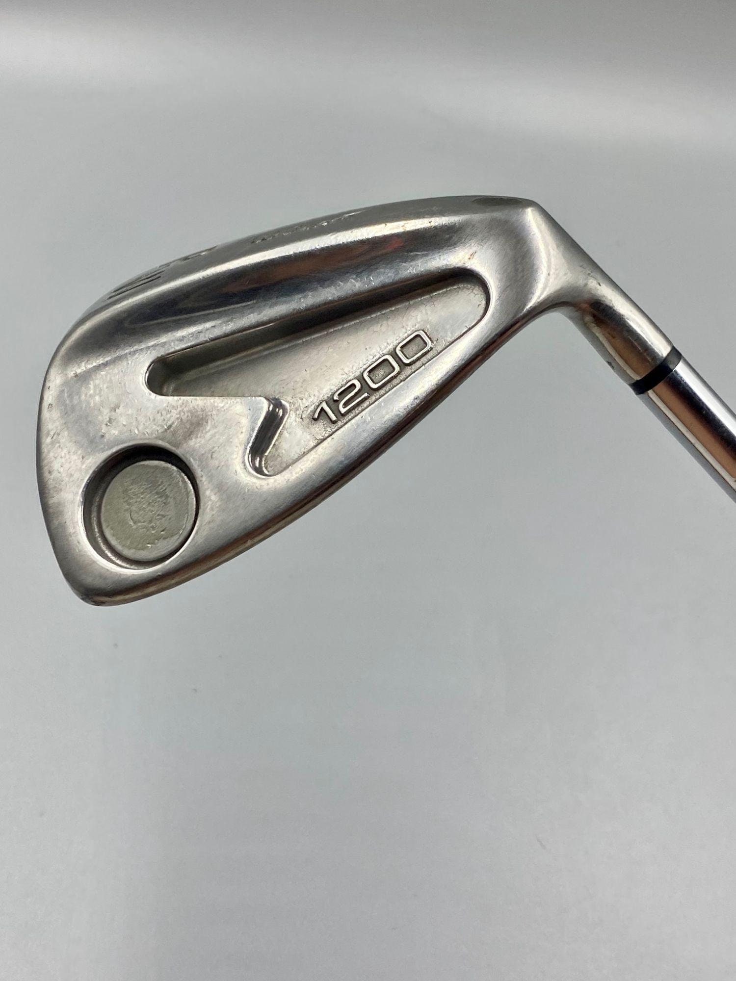 Wilson Staff Harmonized Cale de Golf pour Homme droitier Noir chromé 56 degrés