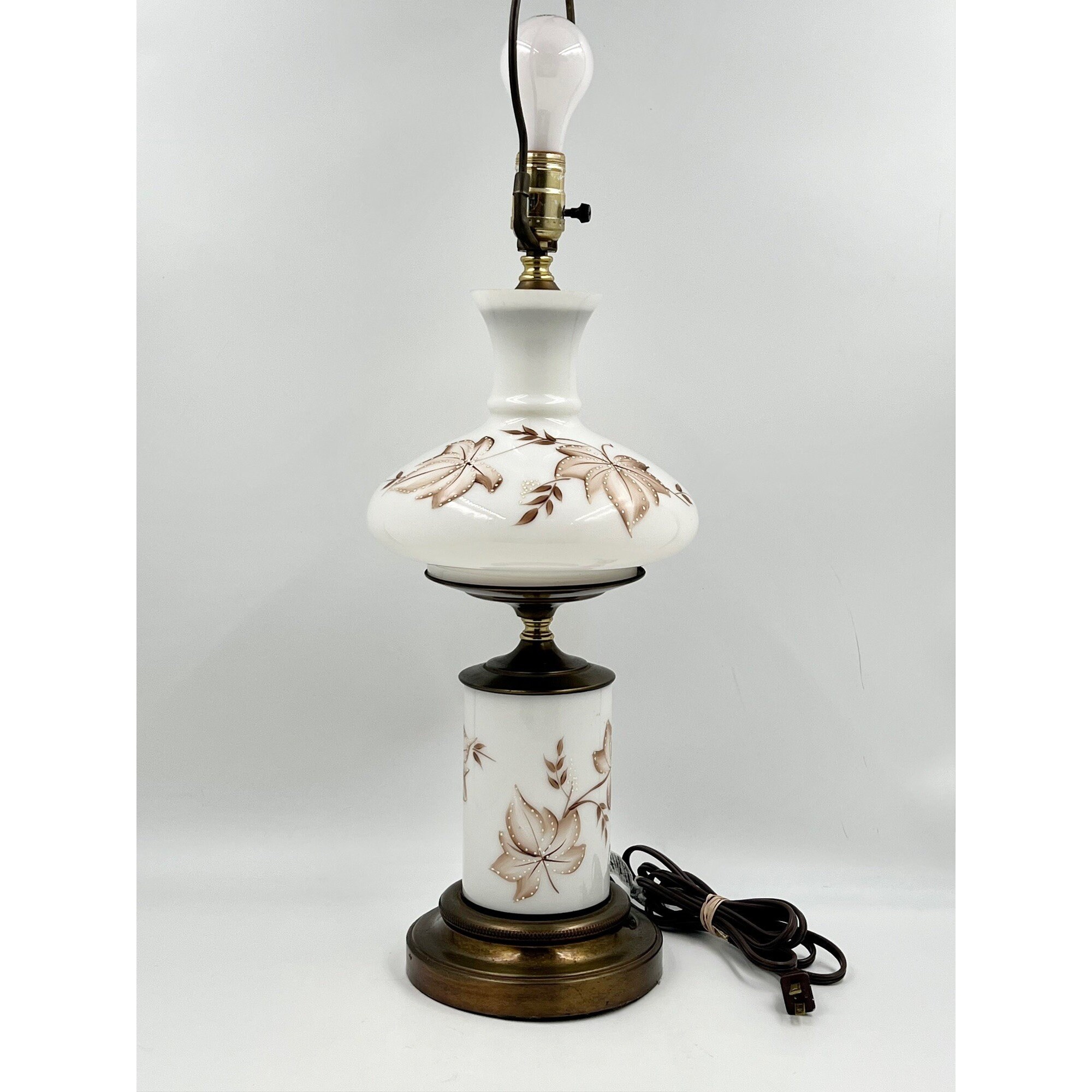VTG Mid-century Milk Glass and Brass Table Lamp W-raised Maple
