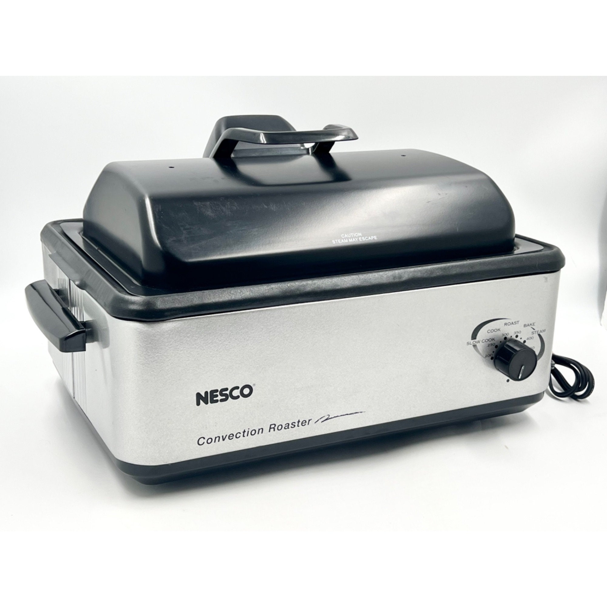Nesco 481814 Classic Roaster Oven, 18Quart, Porcelain Cookwell, Ivory