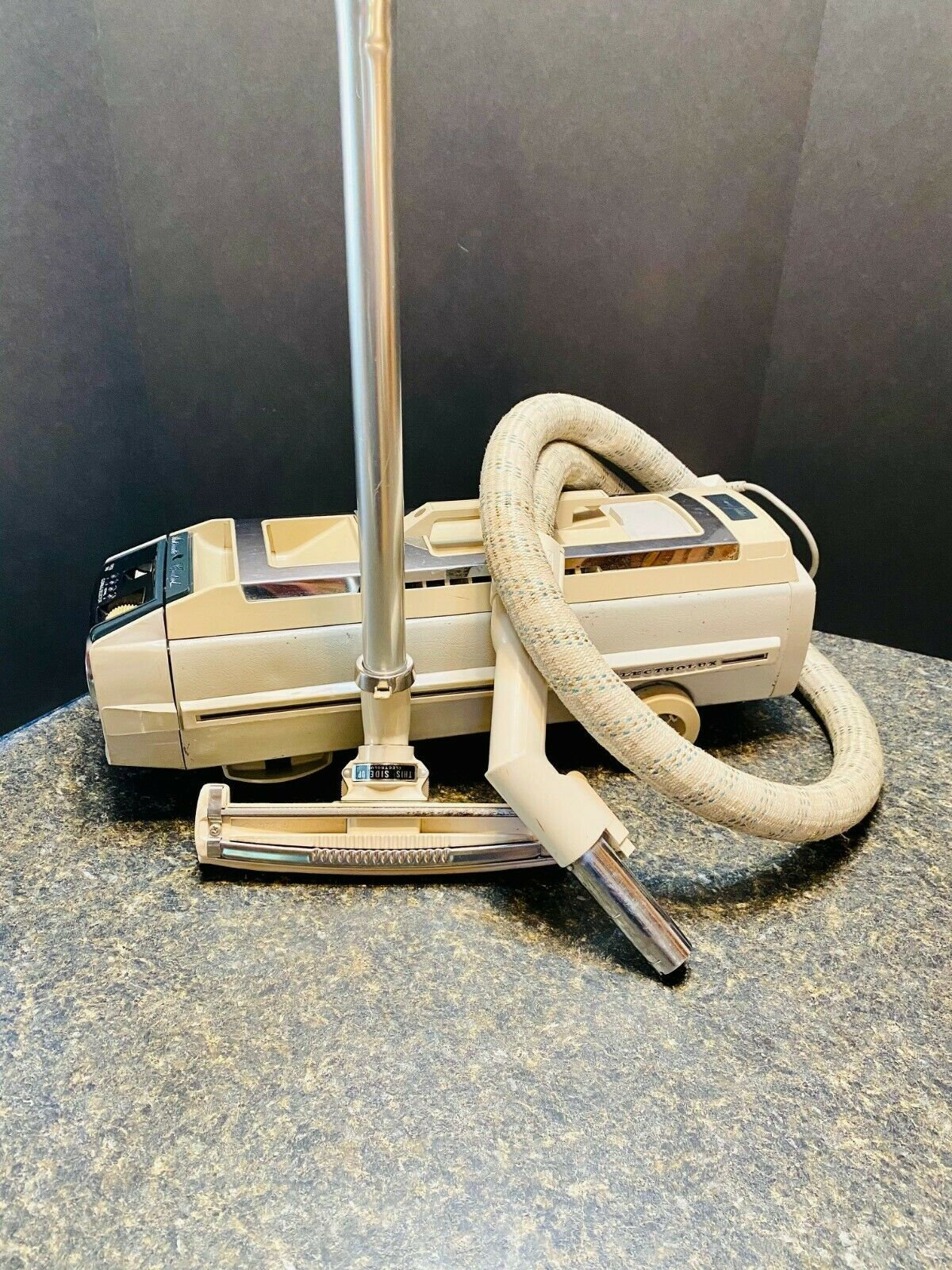 Electrolux Canister Vacuum for sale Only 4 left at 70