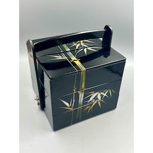 NEW 1960&#39;s Vintage Japanese Lacquerware 3-Tier Black Jubako Bento Lunch Box Black Gold Pine