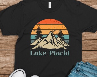 Lake Placid New York Lake Retro Vintage Mountain Sunset Outdoors Wilderness T-Shirt