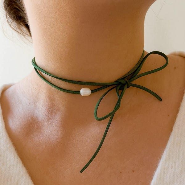 Wrap bow suede choker with pearls, adjustable green tie necklace for minimal style, bridesmaids gifts, cottagecore, layering, soft girl look