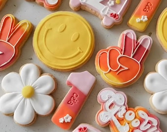 Smiley Face Cookie Cutter & Fondant Stamp | Retro Smiley Cookie | Groovy Party Cookies | Embossed Design