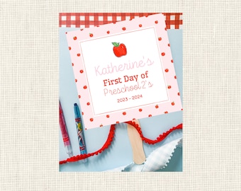 First Day of School Handheld Sign / Personalized / Back to School / Last day of school