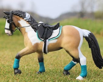SADDLE for SCHLEICH and BREYER Model Horses, English Saddle ! template, not a physical product !