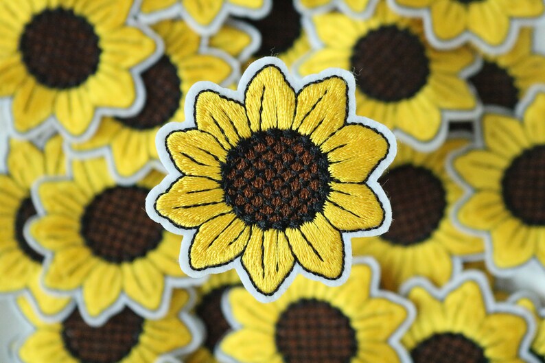 Sunflower patchflower patchSew on patchIron on patch image 1