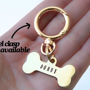 Premium Hand-Stamped Brass Bone Dog Tag — Personalized Double Sided Pet Name and Phone Number — Accessory for Collar Id in Gold for Dogs. Bild 5
