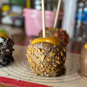 Gourmet Candy Apples