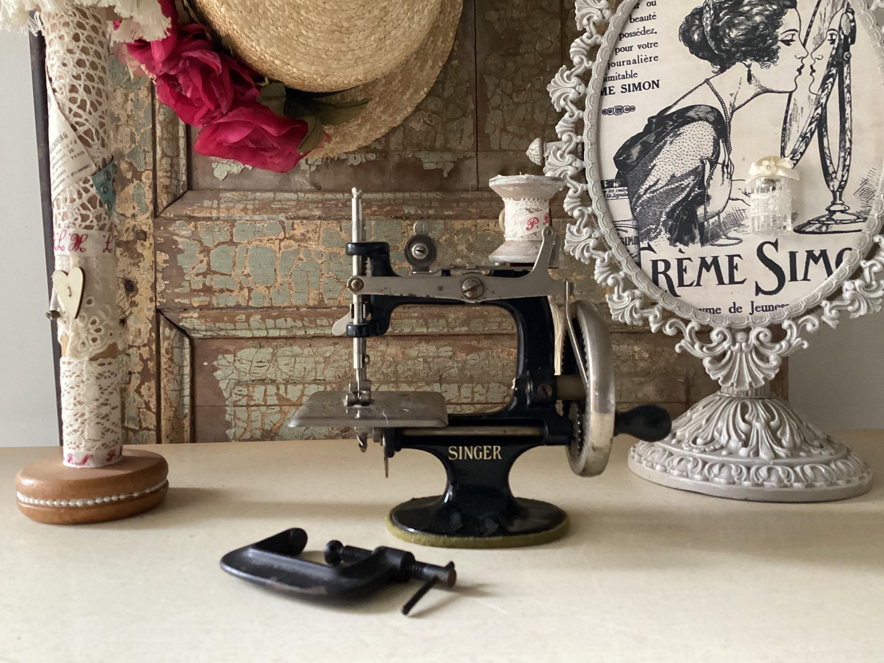 Antique sewing machine table - Etsy 日本