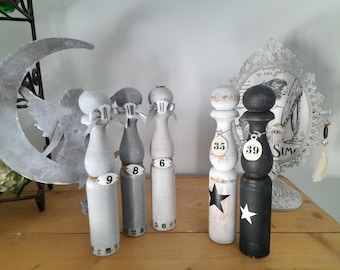 Bolos de madera estilo shabby chic, placas numeradas de esmalte, decoración para el hogar