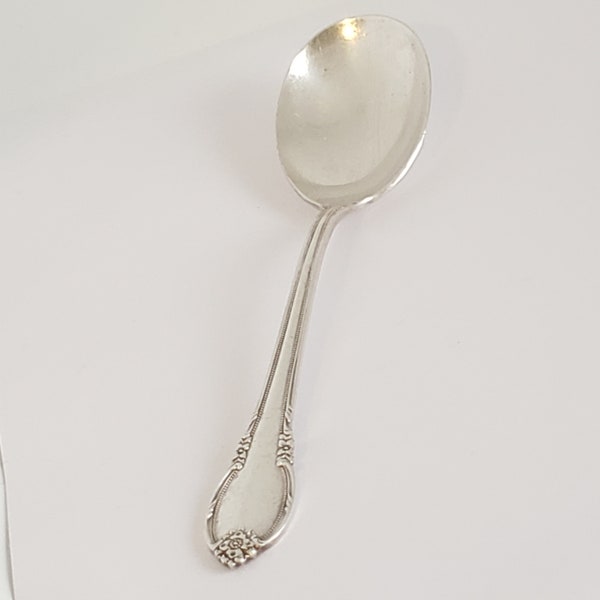 Vintage 1948 Youth Five O'Clock Spoon in Remembrance Silver Plated by 1847  Rogers Brothers International Silver