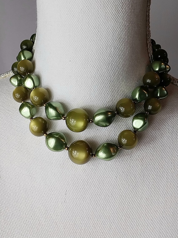 Vintage Double Strand Green Beaded Necklace