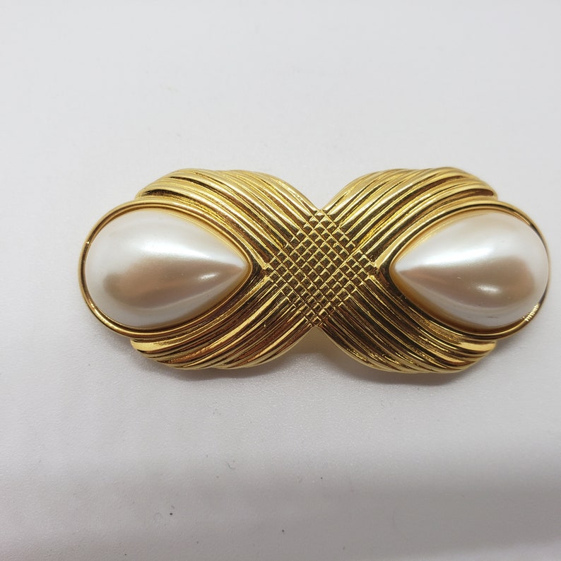 Vintage Monet, Faux Pearl, Figure Eight, Goldtone, Brooch image 2