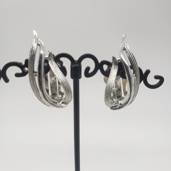 Vintage Sarah Coventry Silver 1958 Stunning  Clip-on Earrings