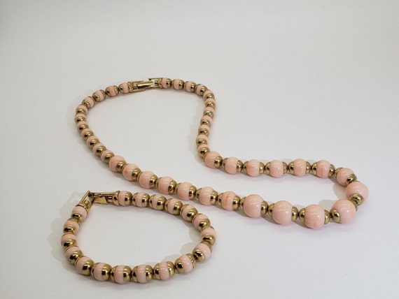 Vintage Avon Pink Beaded Necklace and Bracelet Set - image 1