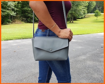 gray pocketbook