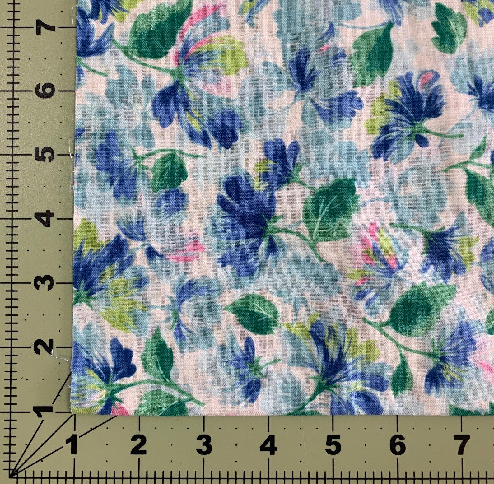 Flowers Floral Watercolor Quilting Fabric 100% Cotton Material Sewing ...