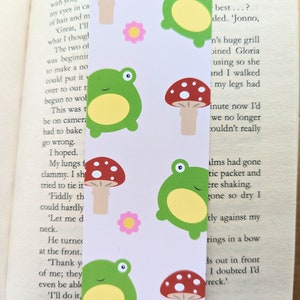 Cute frog bookmark