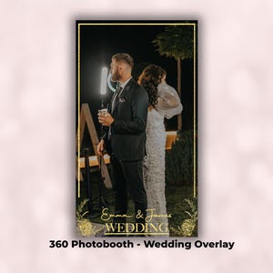 Może przedstawiać: Tło do fotobudki 360 z pozłacaną ramą i kwiatowymi akcentami. Tło przedstawia parę w scenerii ślubnej, z tekstem "Emma & James Wedding" na dole.
