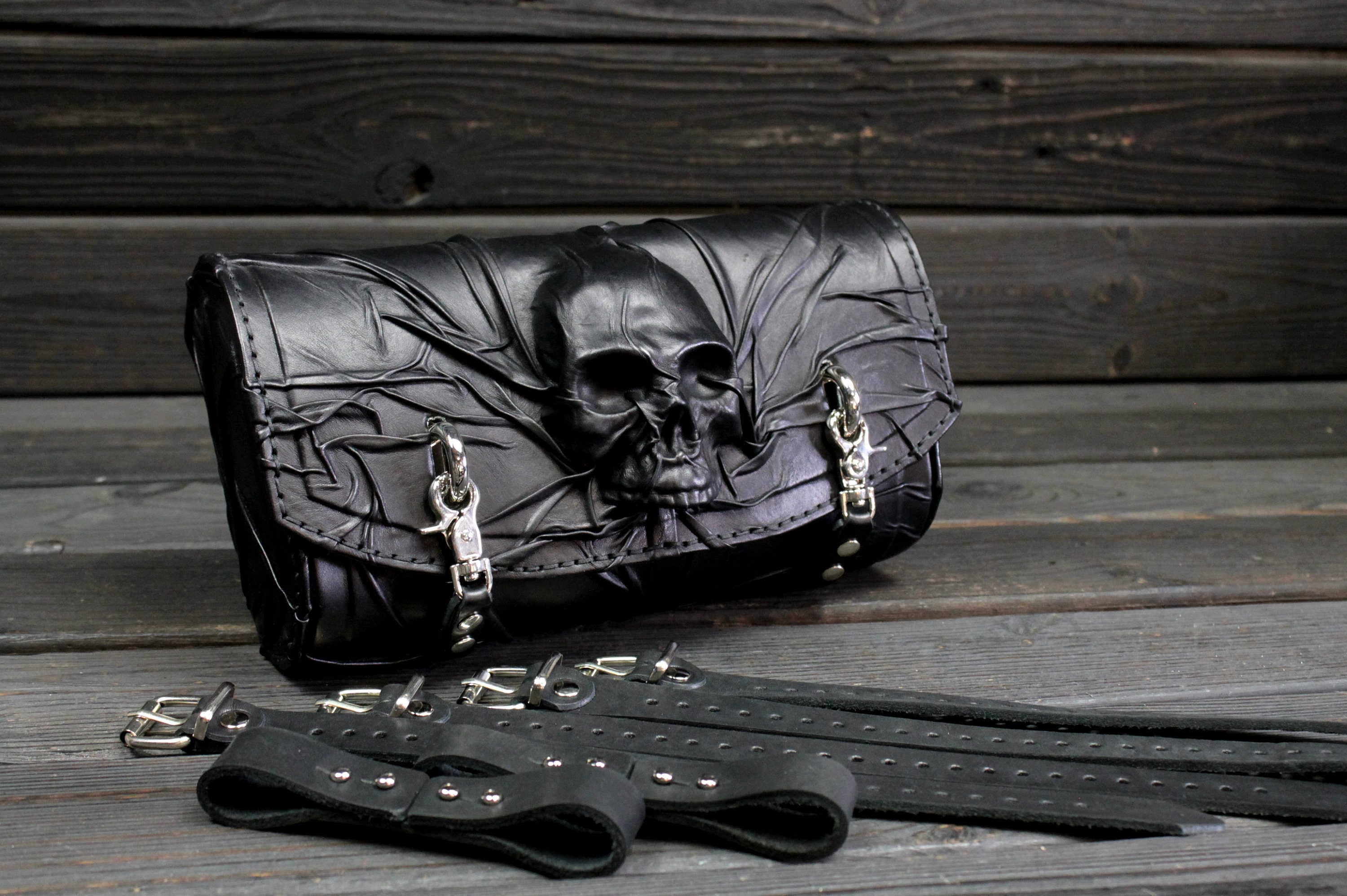 leather bag with skulls