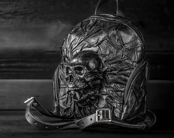 Black Leather Handmade Women Backpack With Skull Custom Design Bikers Style Gothic Style Covered Leather Skull High-quality