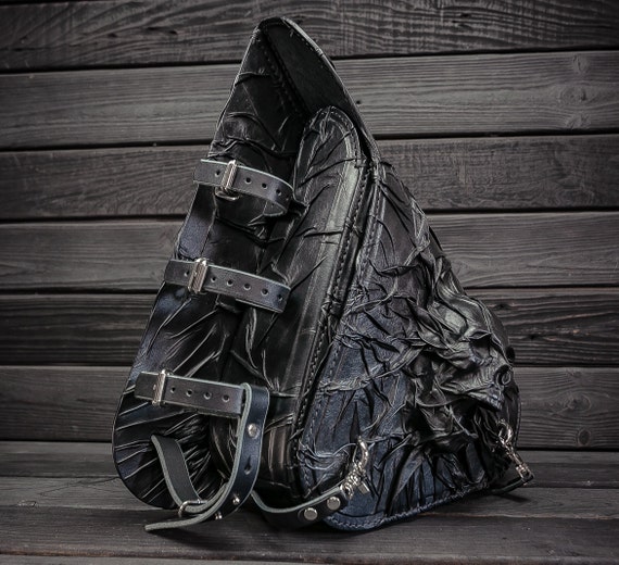 Motorcycle's Black Leather Swingarm Bag With Bottle Holder