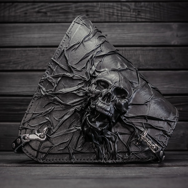 Motorcycle's black leather swingarm bag Skull, Handmade leather side bag Skull, Black leather saddle bag Skull, Universal side bag Skull