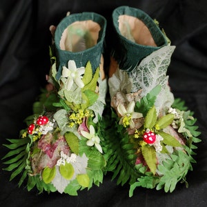 Forest Fairy Elf Boot Shoes w Lush Greenery and Mushrooms