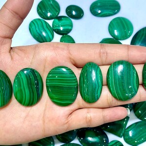 Cabochão de malaquita verde de qualidade AAAA para fazer joias cabochão artesanal de embrulho de fio de cura