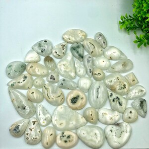 Cabochão de quartzo solar de alta qualidade 100% natural. Item exclusivo, melhor para fazer embrulhos de arame artesanais de joias.