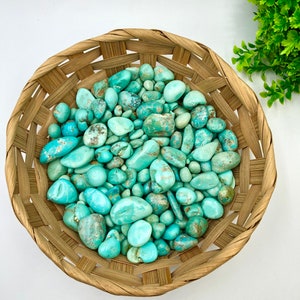 100% Natural Arizona Green Turquoise / Top High Quality / Best For making Jewelry and Fashion Necklace designs.