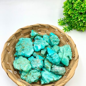 100% Natural Rough Arizona Blue Turquoise Top Quality Raw Turquoise. Best For making Jewelry and Polishing Cutting Turquoise.