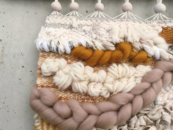 Tenture Murale Bohème Tissée - Laine, Jute, Coton - Frangée - Art Textile