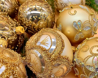 Set of 10 Gold Christmas Ornaments – Handmade Glass Baubles – Luxury Glitter Balls – Elegant Tree Decorations – Holiday Gold Set