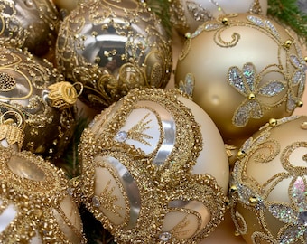 20 Gold Glass Christmas Ornaments – Elegant Holiday Baubles Set – Handmade Vintage Tree Balls – Luxury Festive Xmas Decor