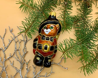 Cat in boots Christmas Glass ornament, Elegant old style tree decor, Aluminium Christmas Tree, Christmas Glass, Antique Tree decoration 2023