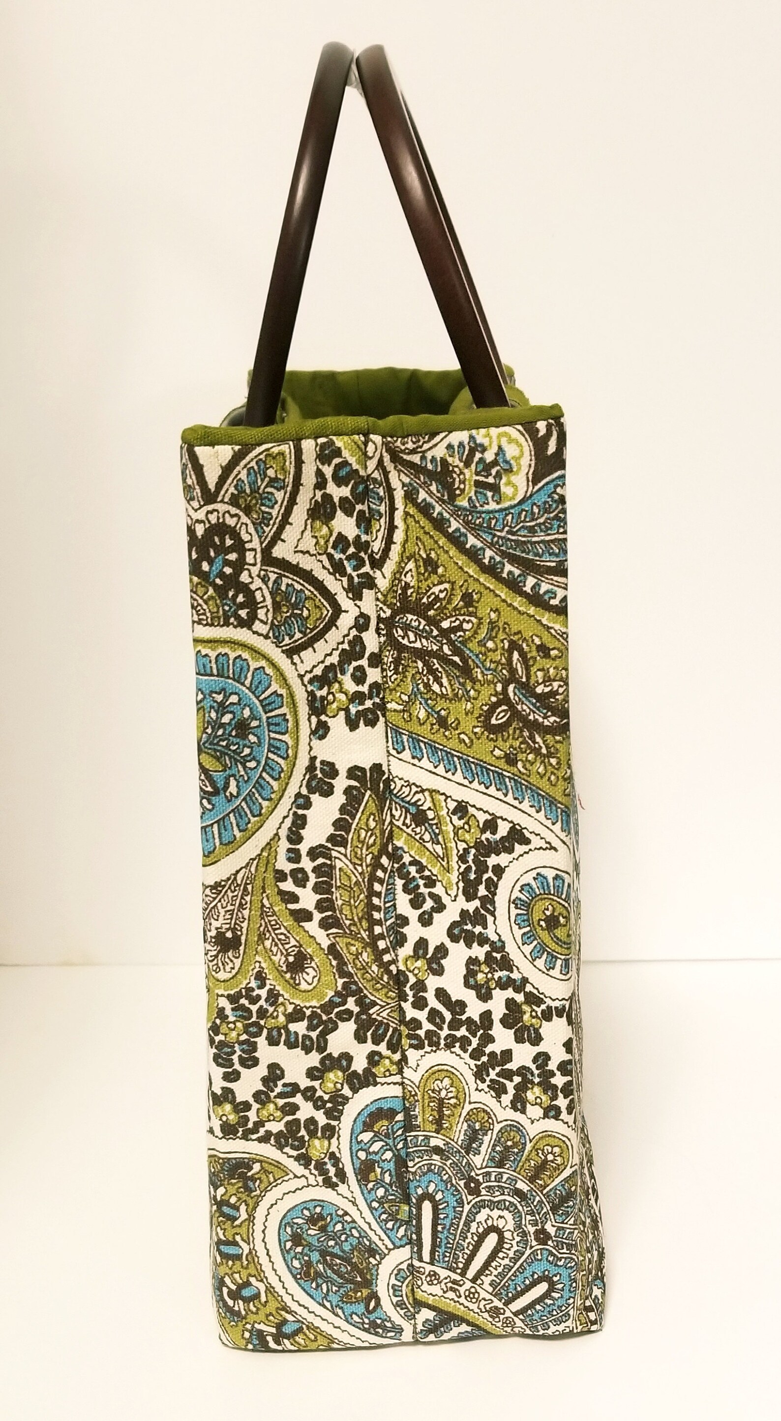 Stylish Printed Fabric Handbag With Inner Pockets, Bold 100 Cotton