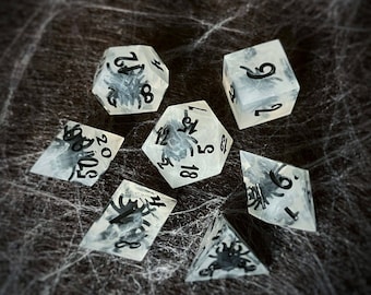 SPIDER WEB Dice Set: Handmade Resin Dice for Dungeons and Dragons - Made in Italy