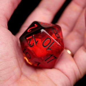 BLOOD RAGE Dice | Handmade Resin Set for RPG, Dungeons and Dragons, Curse Of Strahd, Vampire Masquerade | Fast Shipping Option at Checkout afbeelding 7