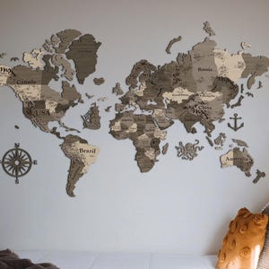 Carte du monde 3D en bois, carte de voyage en bois avec punaises, art mural carte XXL, carte du monde en bois, carte découpée au laser avec les capitales des pays et les frontières