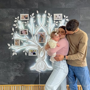 Geführte Fotocollage, hölzerner Stammbaum, Familienfotorahmen, 1. Hochzeitstaggeschenk, geführte Wanddekoration Bild 8