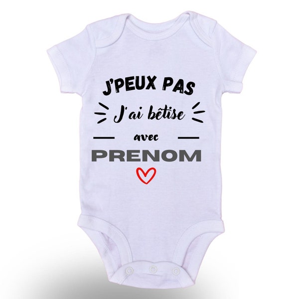 Body  "J'peux pas j'ai bêtise avec {PERSONNALISABLE}" cadeau naissance original, baby shower, Super Héro Blanc/Beige/Rose/bleu