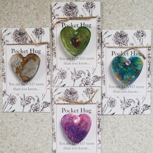 Câlins de poche, Ornement 3D, Souvenir d'une personne spéciale qui nous aime, Résine solide et durable avec message, Personnalisable