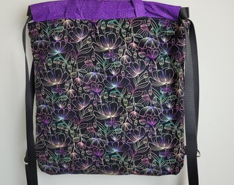 Sac à dos violet champignon/fleurs arc-en-ciel